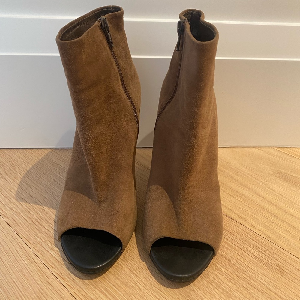 Bottega Veneta Suede Peep-toe Mules